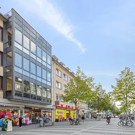 Koblenz-city Am Schloss - 10 Gaeste - Zachastay Apartman