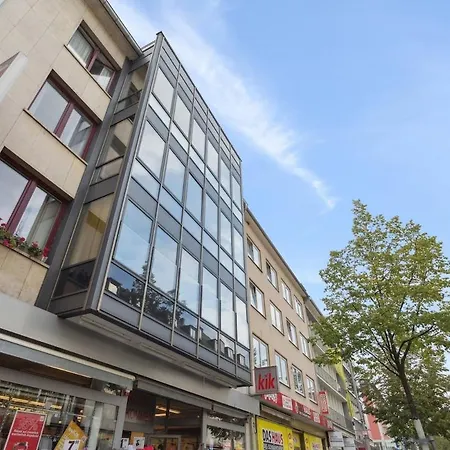 Koblenz-city Am Schloss - 10 Gaeste - Zachastay *