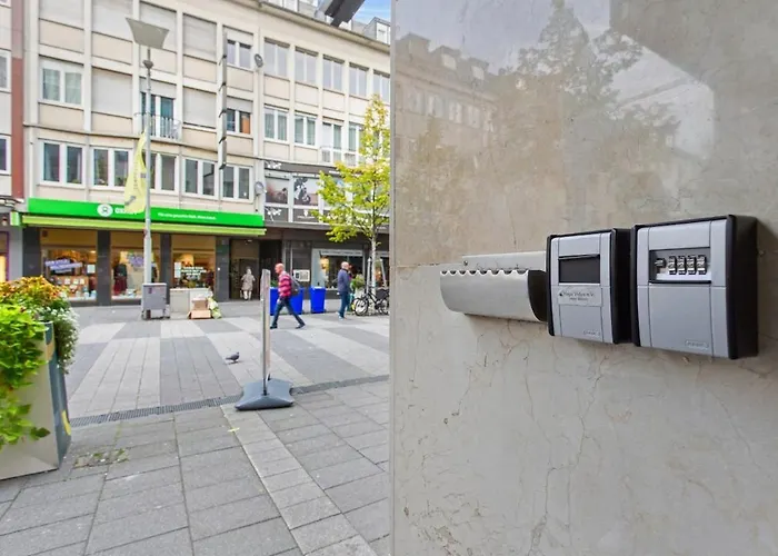 Koblenz-city Am Schloss - 10 Gaeste - Zachastay * Koblenz