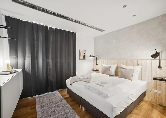 Apartman Koblenz-city Am Schloss - 10 Gaeste - Zachastay