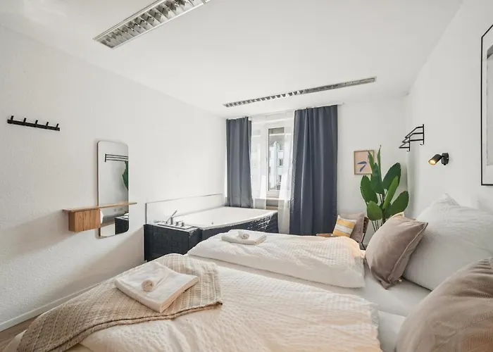 Apartman Koblenz-city Am Schloss - 10 Gaeste - Zachastay Koblenz